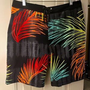 Hurley Redondo Men's Boardshorts
Swimsuit Black Multi Floral, size 34